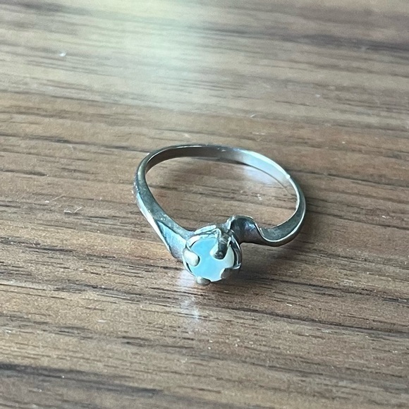 Vintage or Antique Minimalist 10K White Gold and Pale Blue Opal (?) Stone Ring